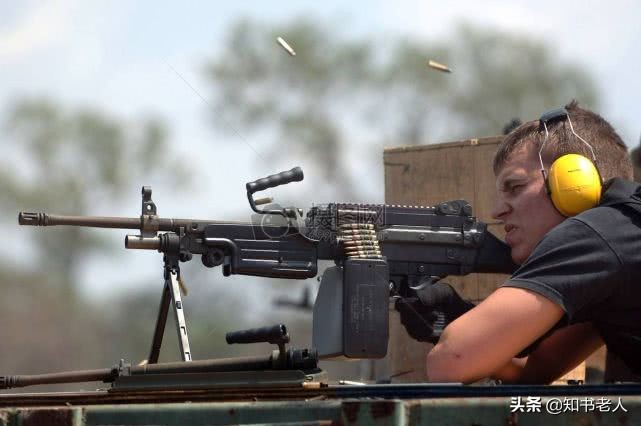 世界上最轻的重机枪,88式通用机枪为什么被淘汰