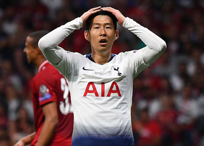 2019年欧冠决赛女球迷是谁,欧冠决赛女球迷闯入球场视频回放