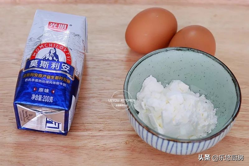 用酸奶做蛋糕不用淀粉不用烤箱,酸奶淀粉蛋糕