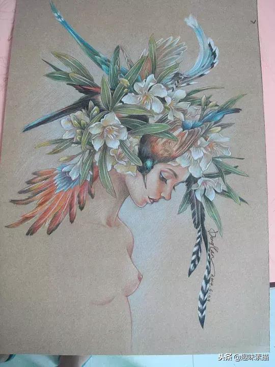 超精细彩铅人像素描,简单又漂亮的彩铅插画