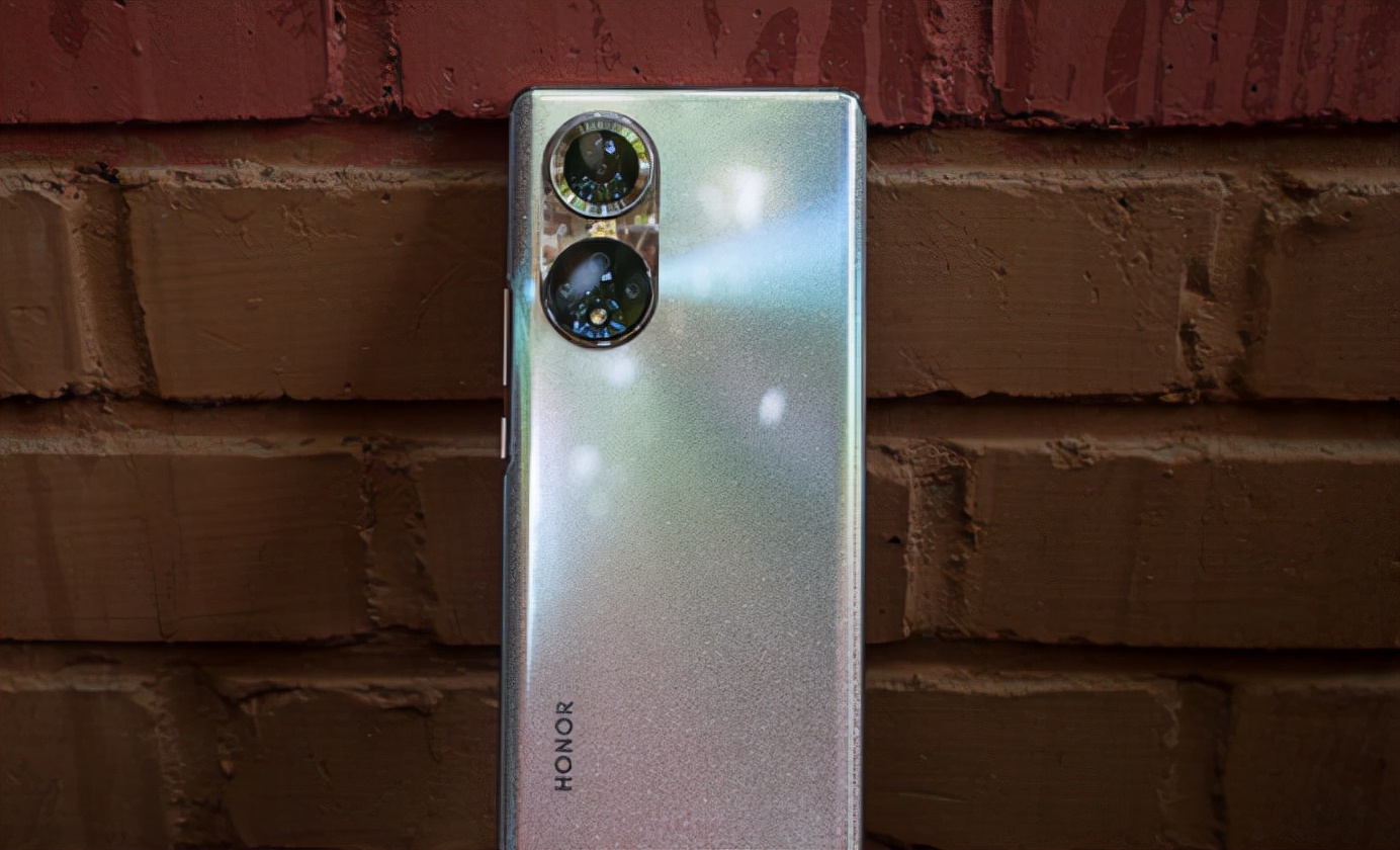 目前最建议入手的三款手机,目前最强的三款旗舰手机推荐