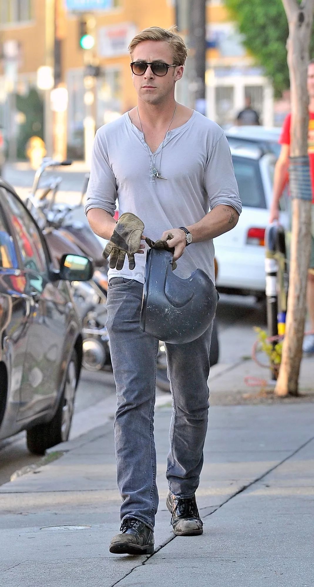 油腻变有型只需这件亨利衫,夏季复古亨利衫