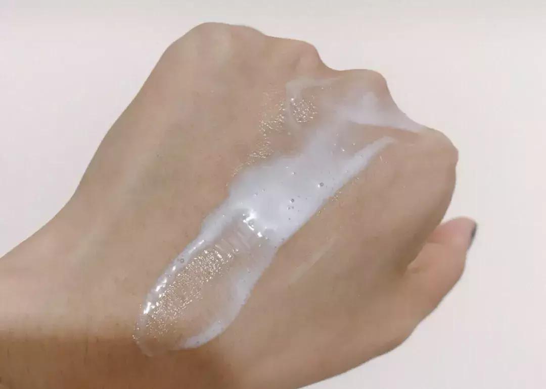 适合混油性皮肤用的水乳套装测评,所有肤质都可用的水乳套装