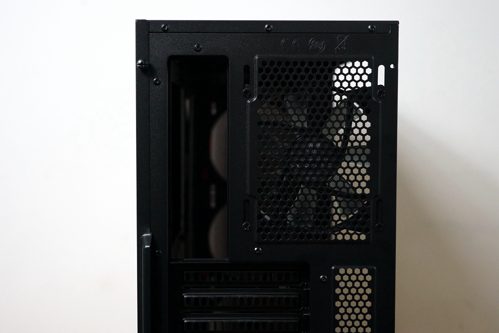 diy水冷高端机箱,电脑装机diy机箱推荐哪款