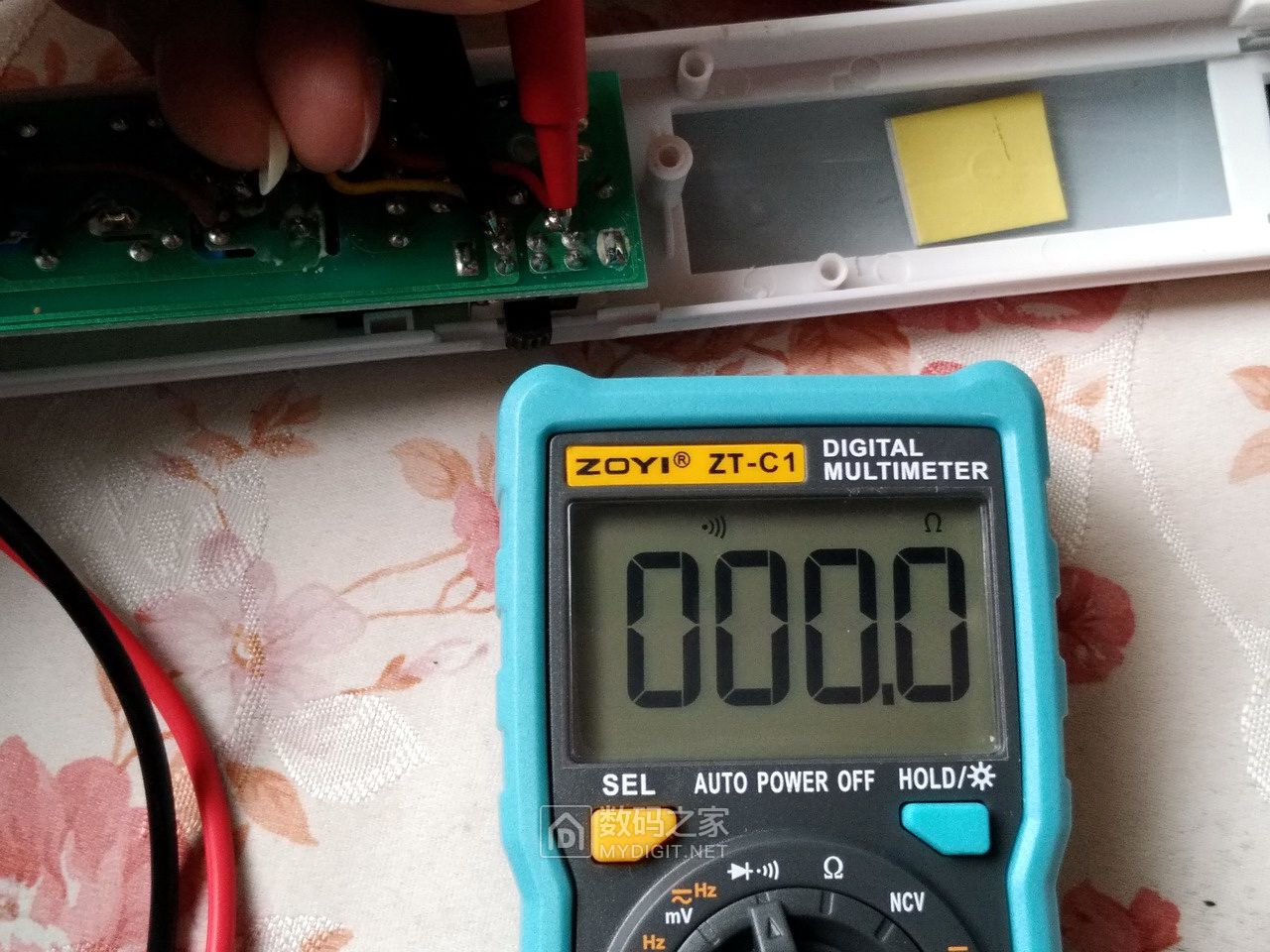 电蚊拍电路图原理检修视频,电蚊拍电路故障维修大全