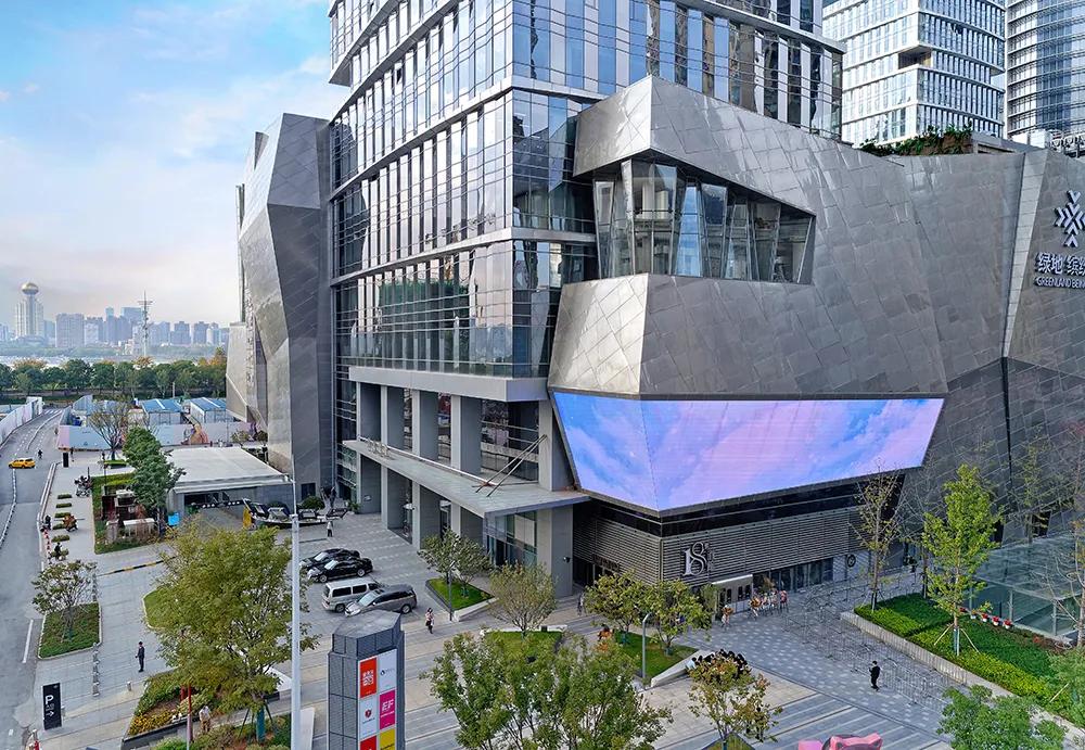 绿地缤纷城江景房多少钱一平米,武汉绿地缤纷城有小孩玩的地方吗