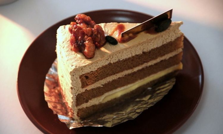 蛋糕店卖不出去怎么处理,蛋糕店不要的蛋糕怎么解决