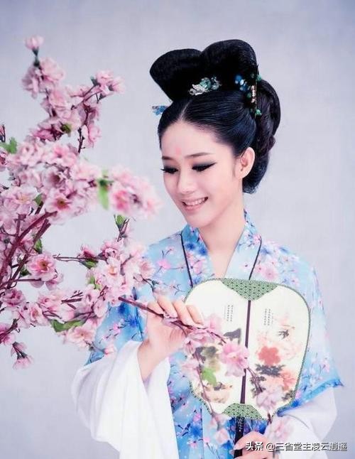 崔护名垂青史的一首诗,崔护人面桃花诗粤语