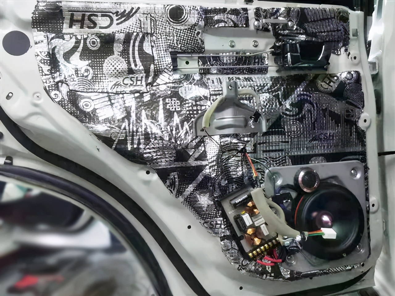 帕杰罗改装音响,帕杰罗音响改装