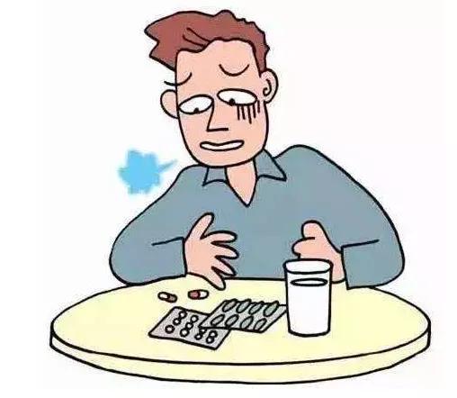 厦门女子把鸡眼药水当“眼药水”，差点失明