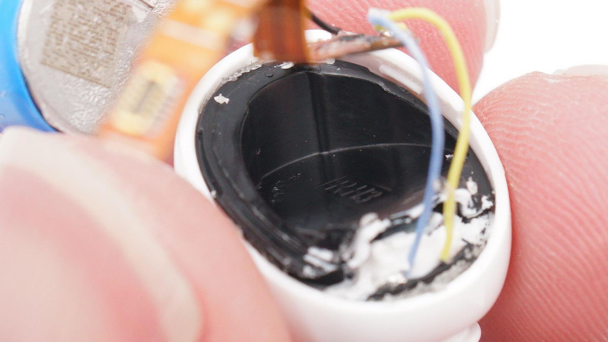 拆解报告vivotws2真无线降噪耳机,vivotws2真无线降噪蓝牙耳机拆机