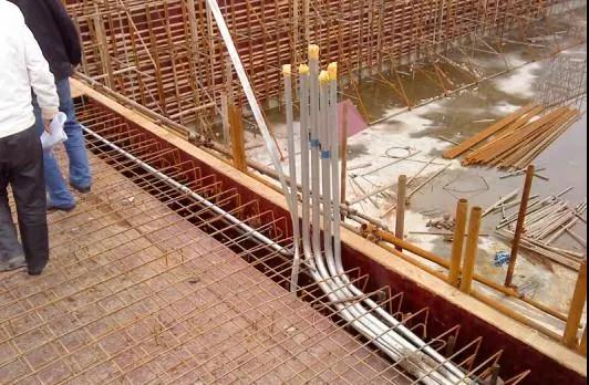 线管堵塞穿不过线怎么办,网线管在墙里堵了怎么解决