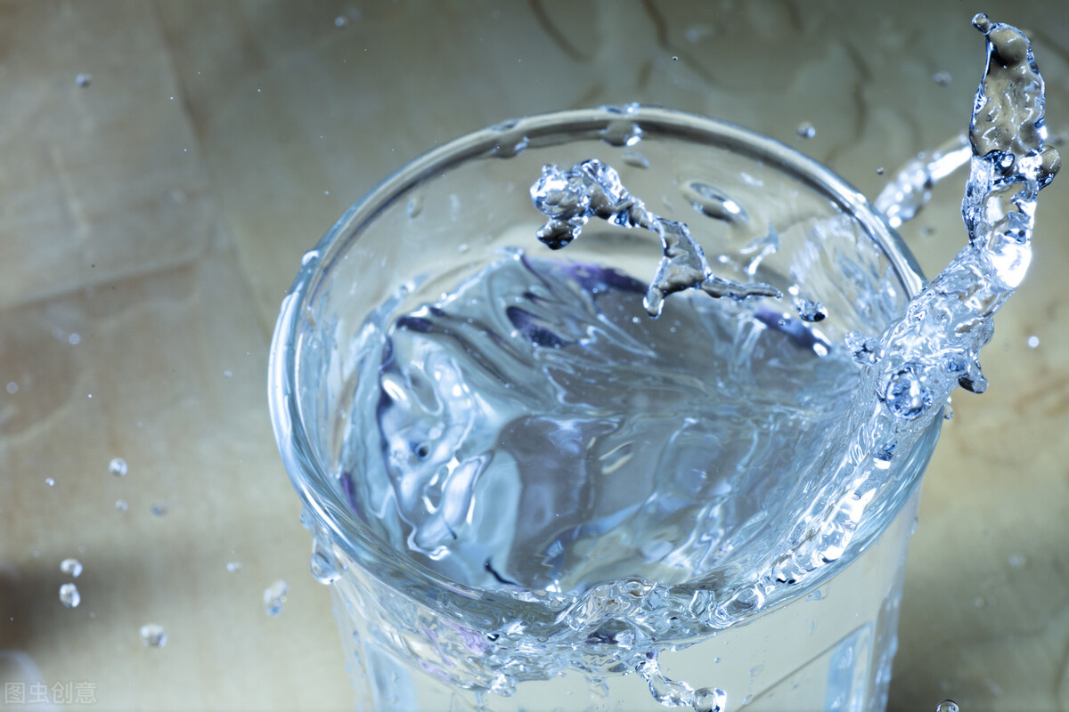 鸽子拉稀便怎么回事,鸽子吃甲硝唑治疗拉稀和水便吗