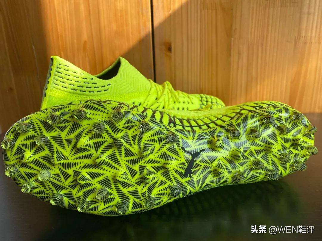 pumafuture足球场,pumafuture4.1荧光绿