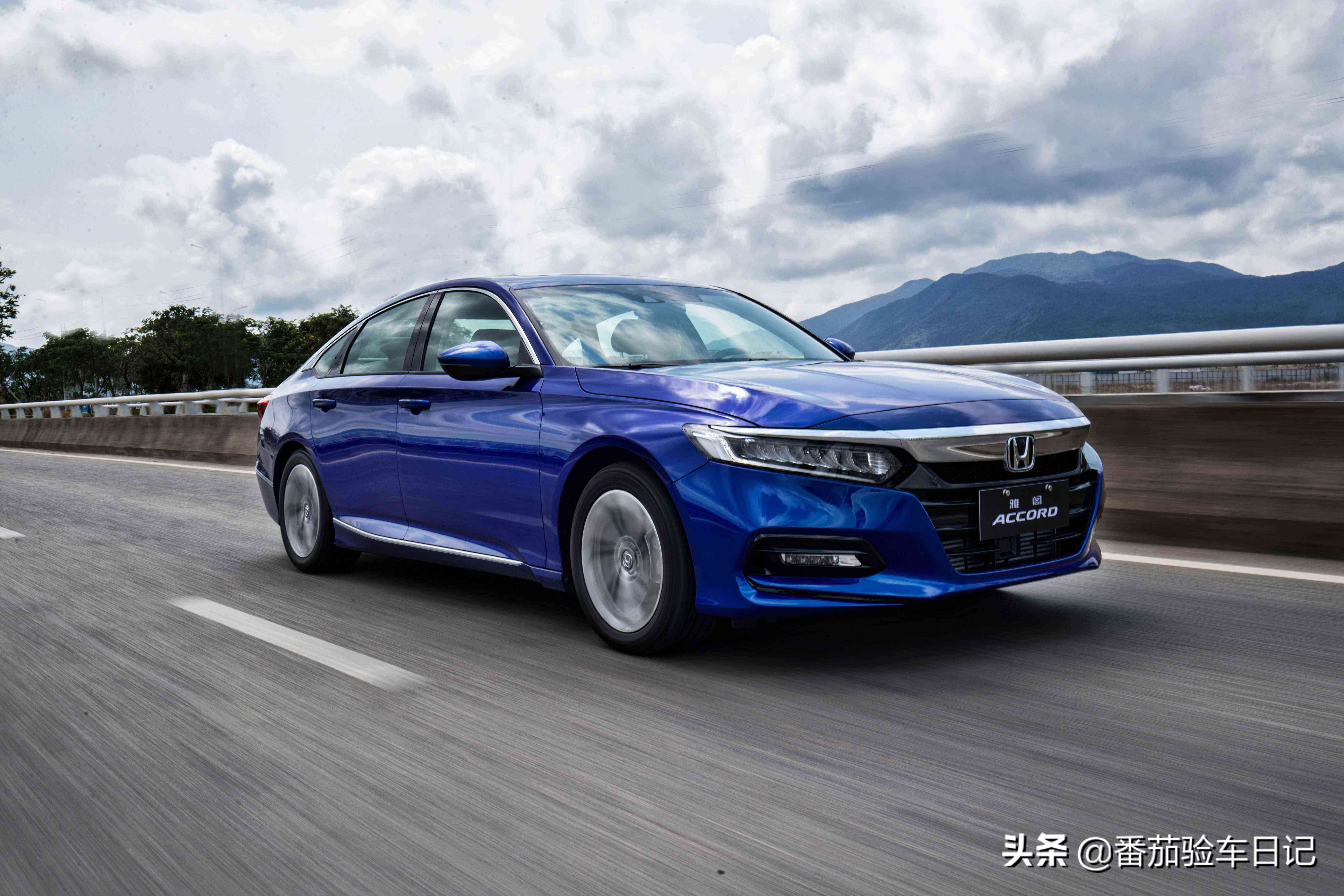 淘一台一千元的汽车,淘一辆7代半雅阁