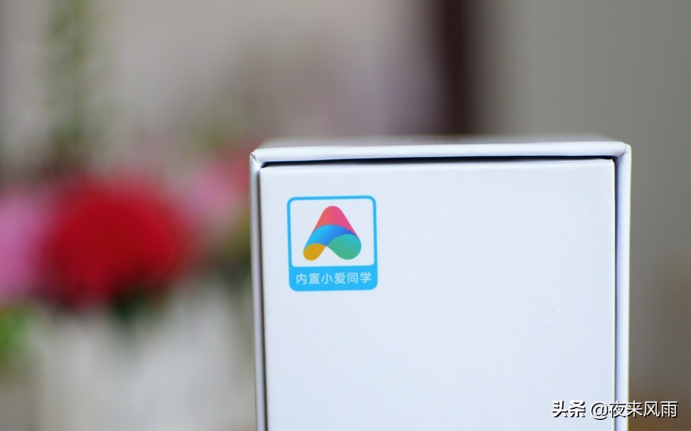 多亲AI电话QF9：年轻人第一台老年机，老年人第一台智能机