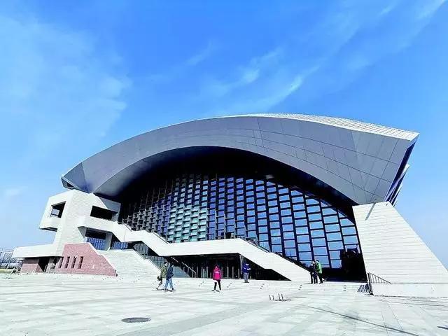 各个皆风景！红凤巢玉如意……吸睛的二青会场馆！距开幕式还有29天……