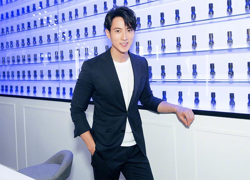 炎亚纶躺吴尊怀里发糖十分有爱,炎亚纶吴尊2019