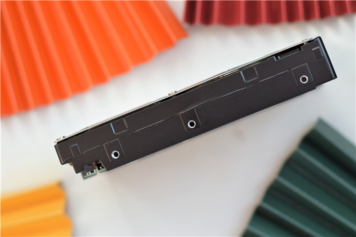 东芝机械硬盘p300和acs200,东芝p300机械硬盘1t是几个磁头