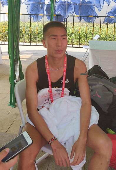 万人高呼!一场马拉松,认清了南昌的真面目