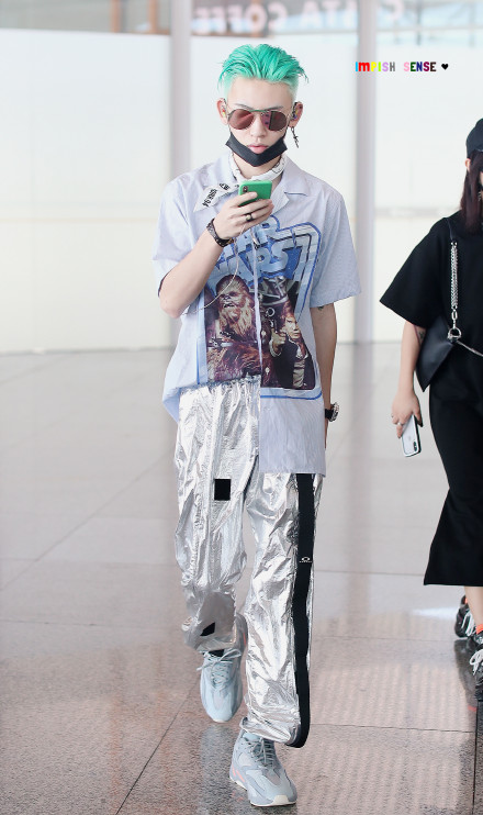 yeezy几百块,一双yeezy正品椰子鞋多少钱