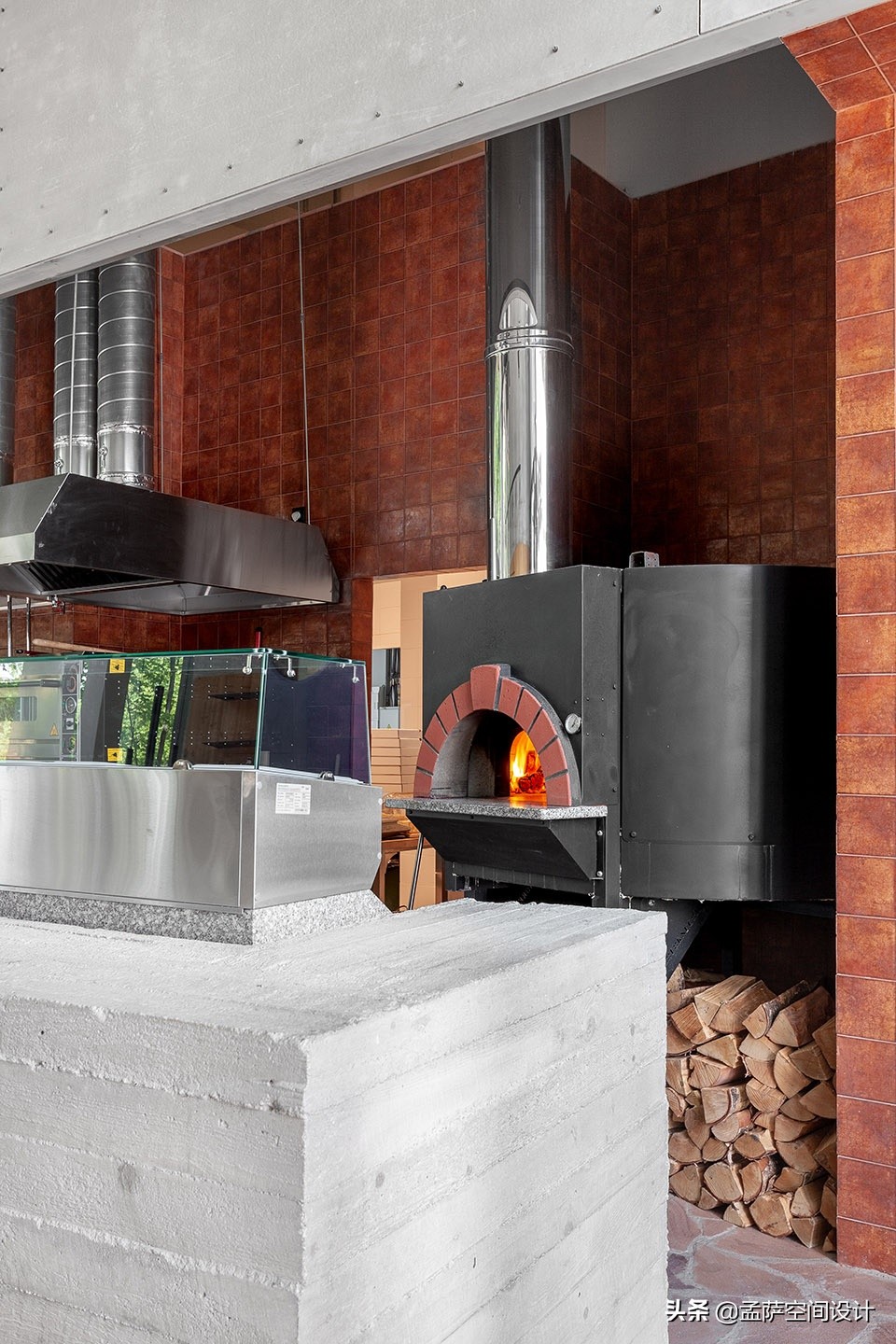 鑾柉绉戦鍘呯殑鐗硅壊,fanfood椁愬巺