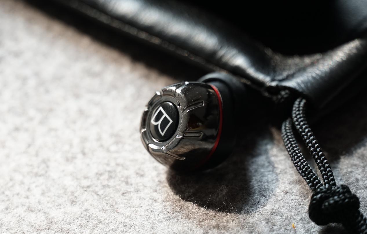 魔声开放式耳机最新一代,魔声40周年旗舰耳机