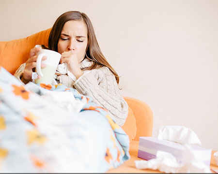 经穴之可治小儿高热，咽喉肿痛的少商穴