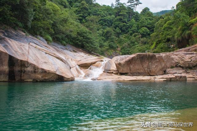 江西一个小县城风景区,江西隐藏深山的大瀑布