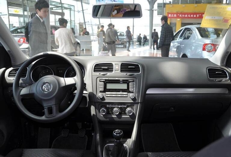 22年上牌高尔夫8二手价格,17年上牌2018款高尔夫1.4