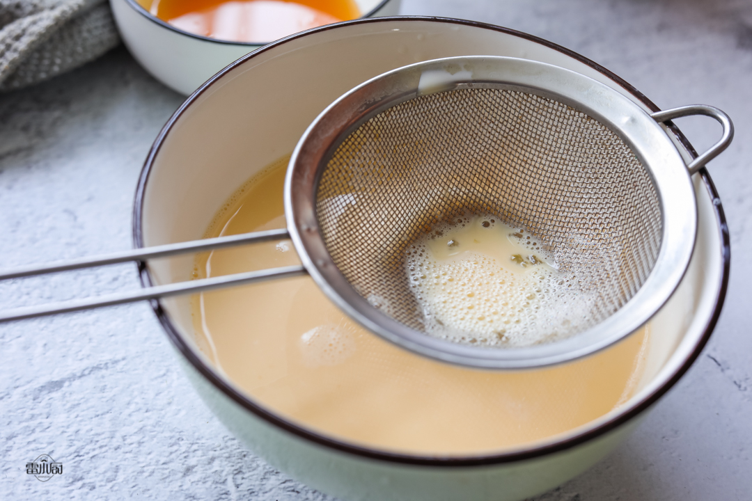 牛奶鸡蛋布丁空气炸锅怎么做,牛奶鸡蛋布丁蒸锅最简单的做法