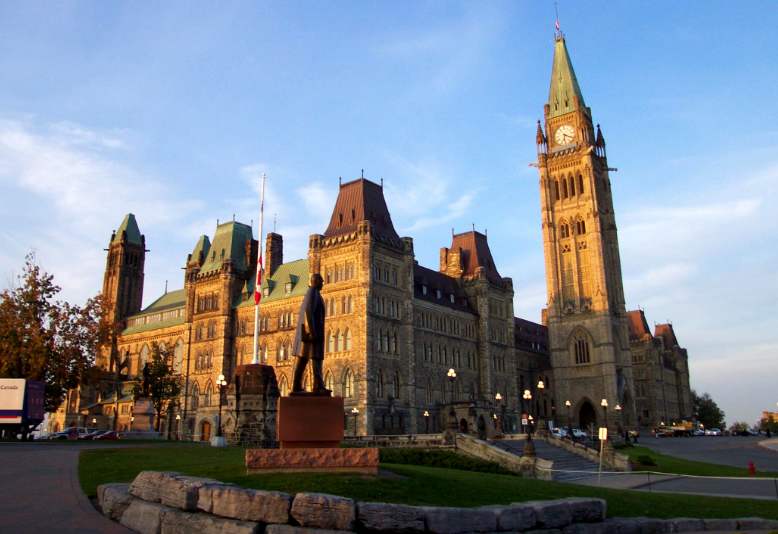 加拿大学生的真实生活,真实的加拿大颠覆很多人的想象