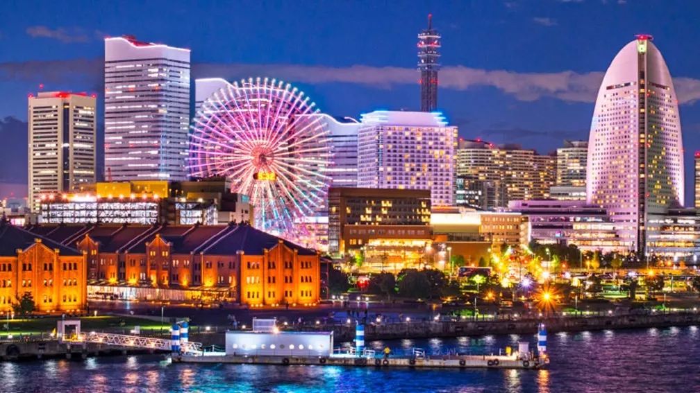 横滨屋顶,日本顶流