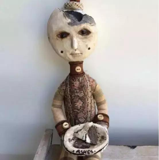 12岁男孩用捡来的破烂，亲手打造出一个暗黑王国，…