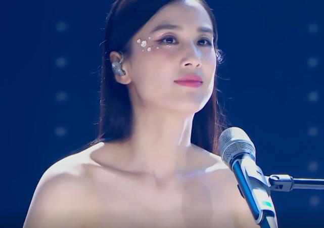 蓝盈莹张含韵比赛视频,张萌谈蓝盈莹完整视频