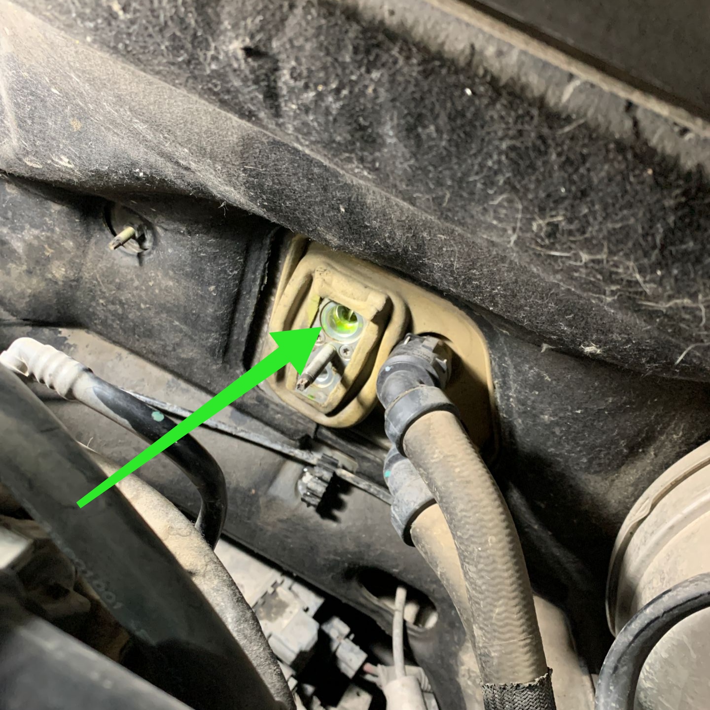 空调吹的风不够冷,空调吹出来冷气不足