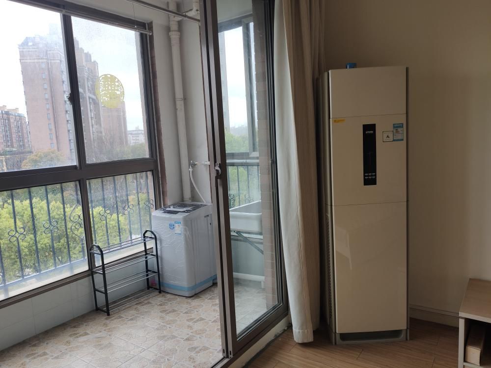 300元房东直租,虹口区租房1000左右房东直租