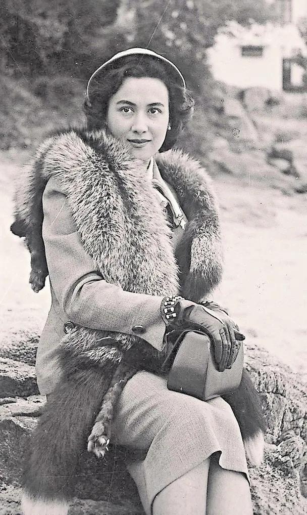 赌王七个美貌的女人,赌王的4位太太中谁最受宠