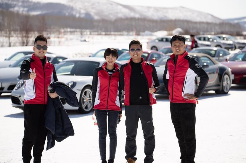 保时捷911turbos漂移,保时捷panamera雪地模式怎么开