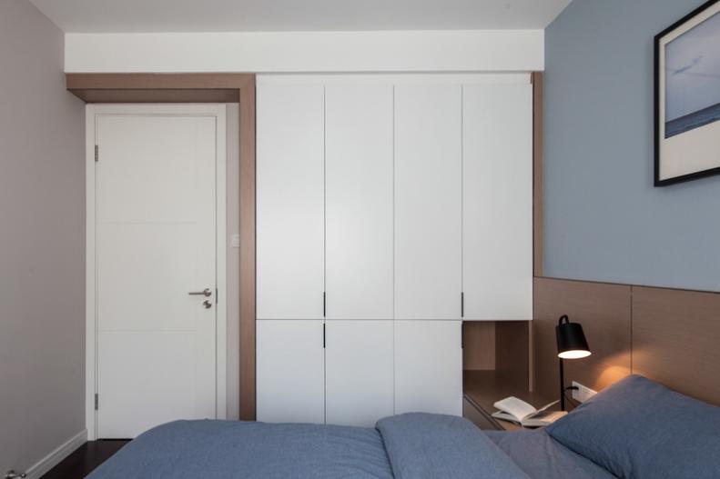 室内门用什么颜色好看耐用,室内门选什么材质比较好耐用