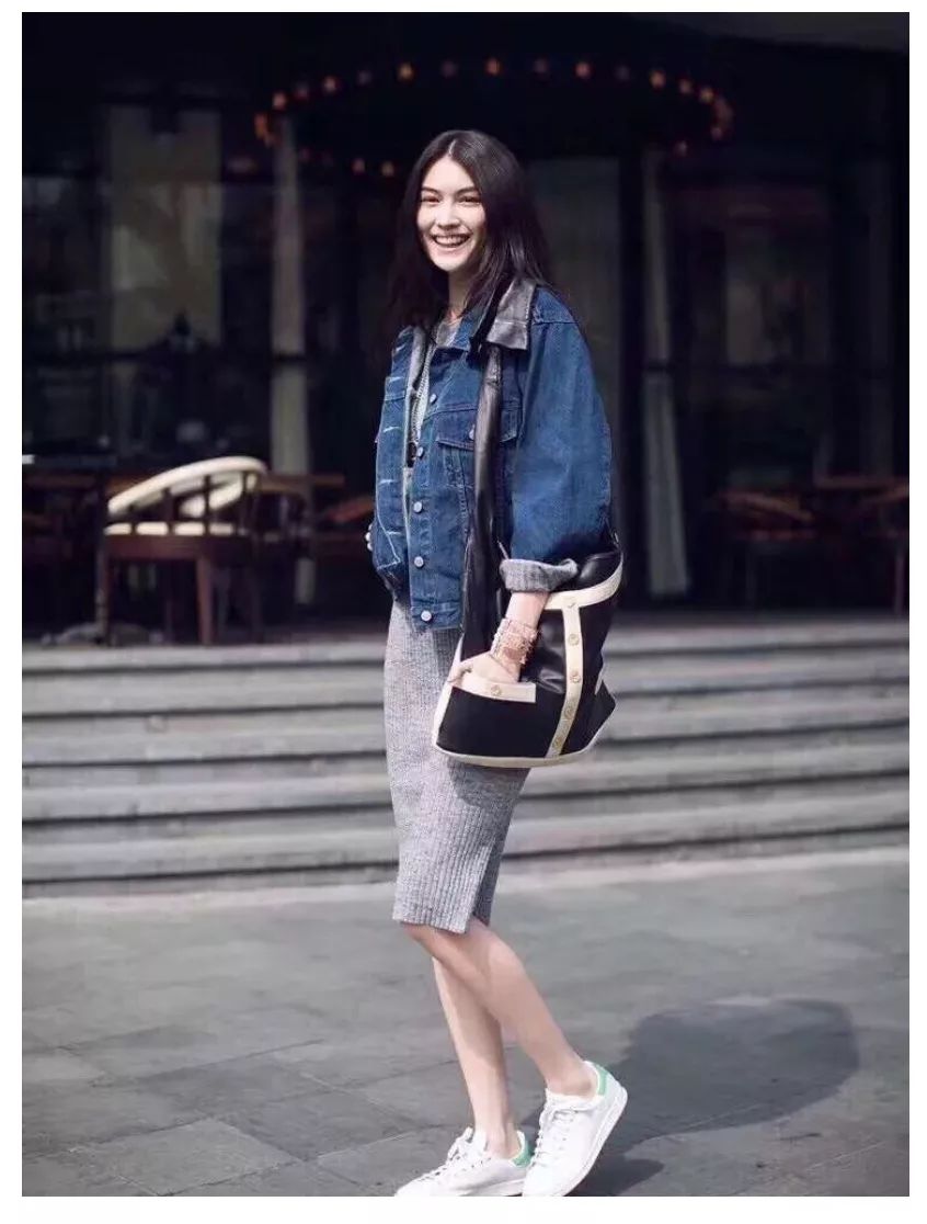 穿过很多的鞋子,穿过那么多鞋最爱的还是匡威