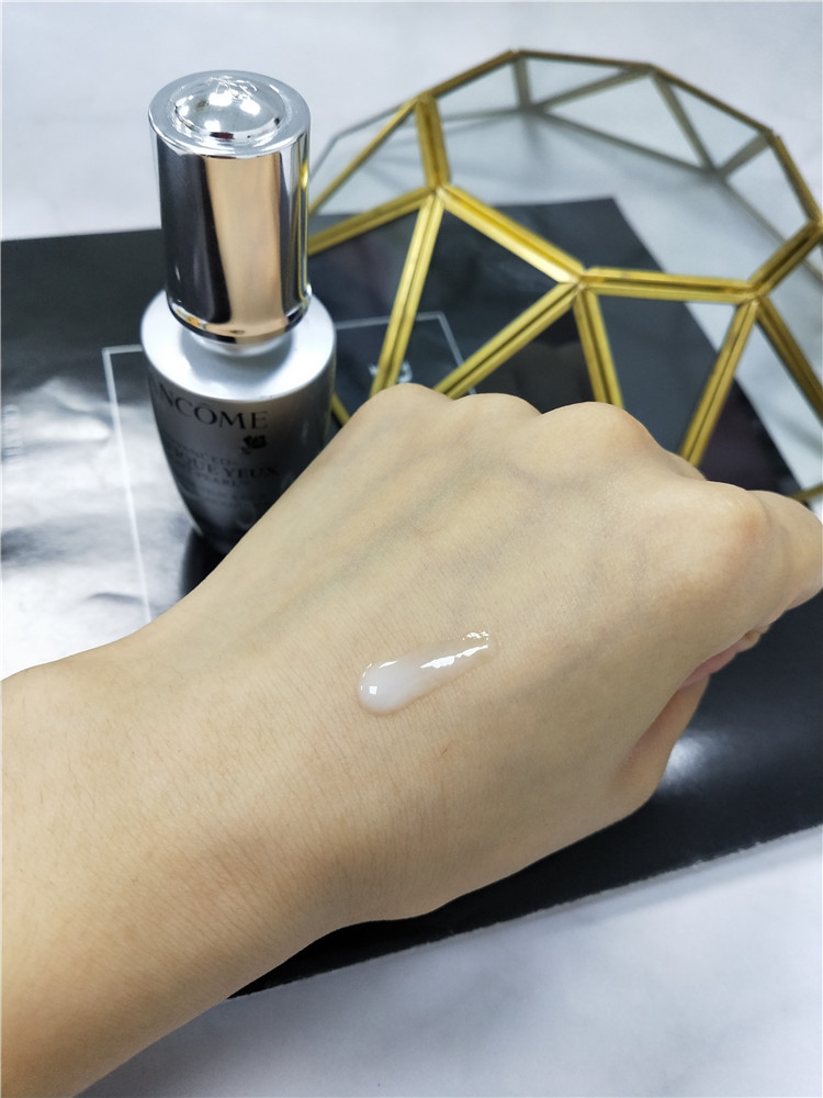 兰蔻大眼精华，淡黑眼圈还养睫毛