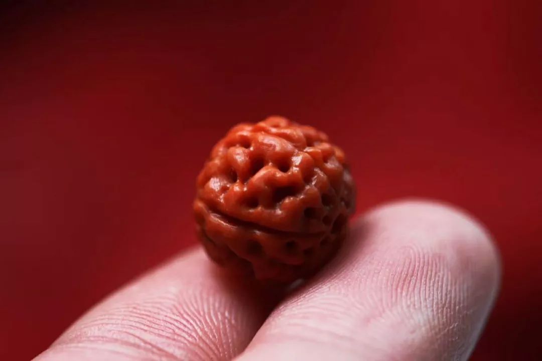 什么品种的核桃玉化包浆更快,文玩核桃盘多久才会玉化