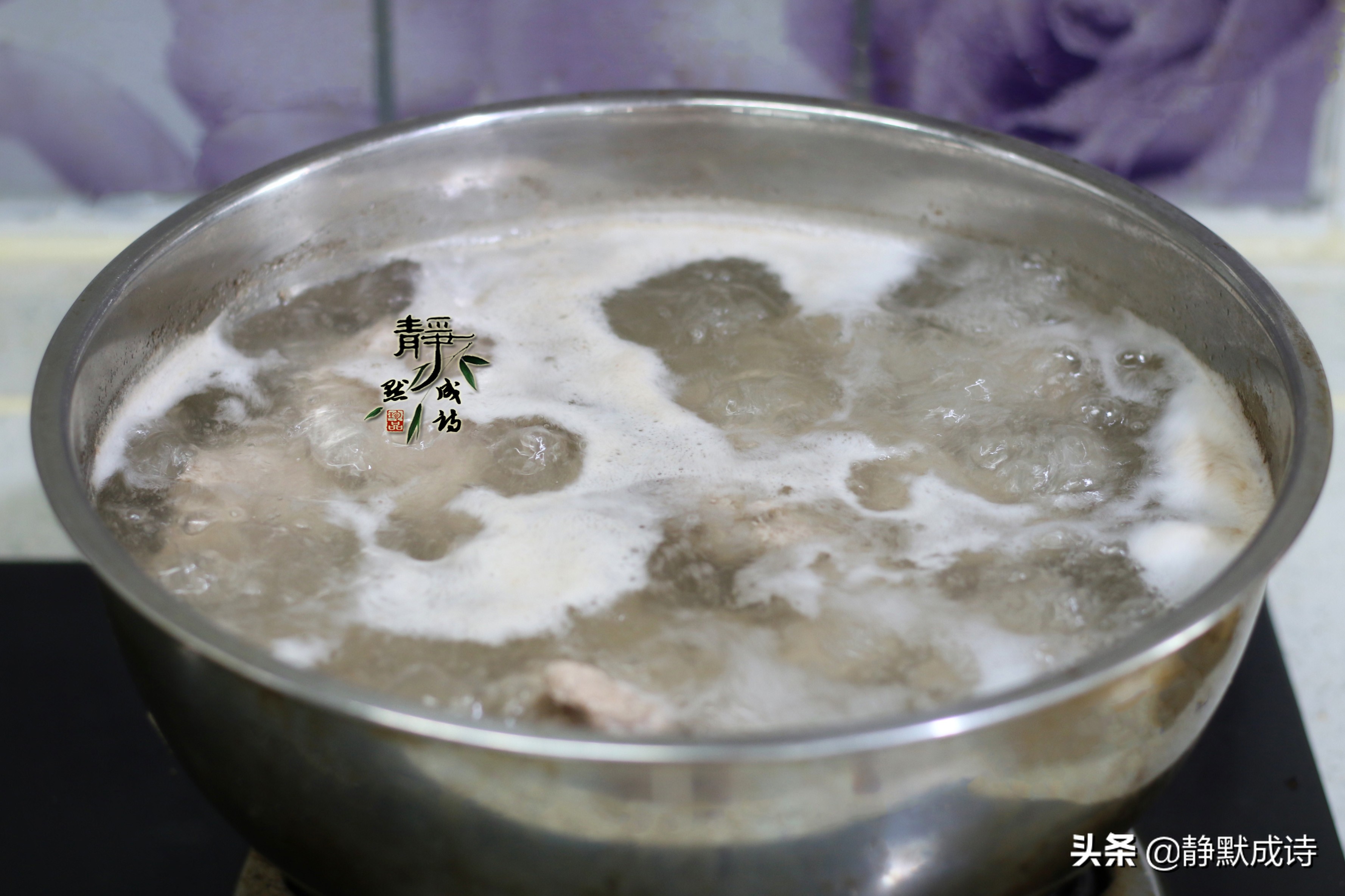 猪骨头高汤怎么熬好喝,猪骨汤高汤的熬制