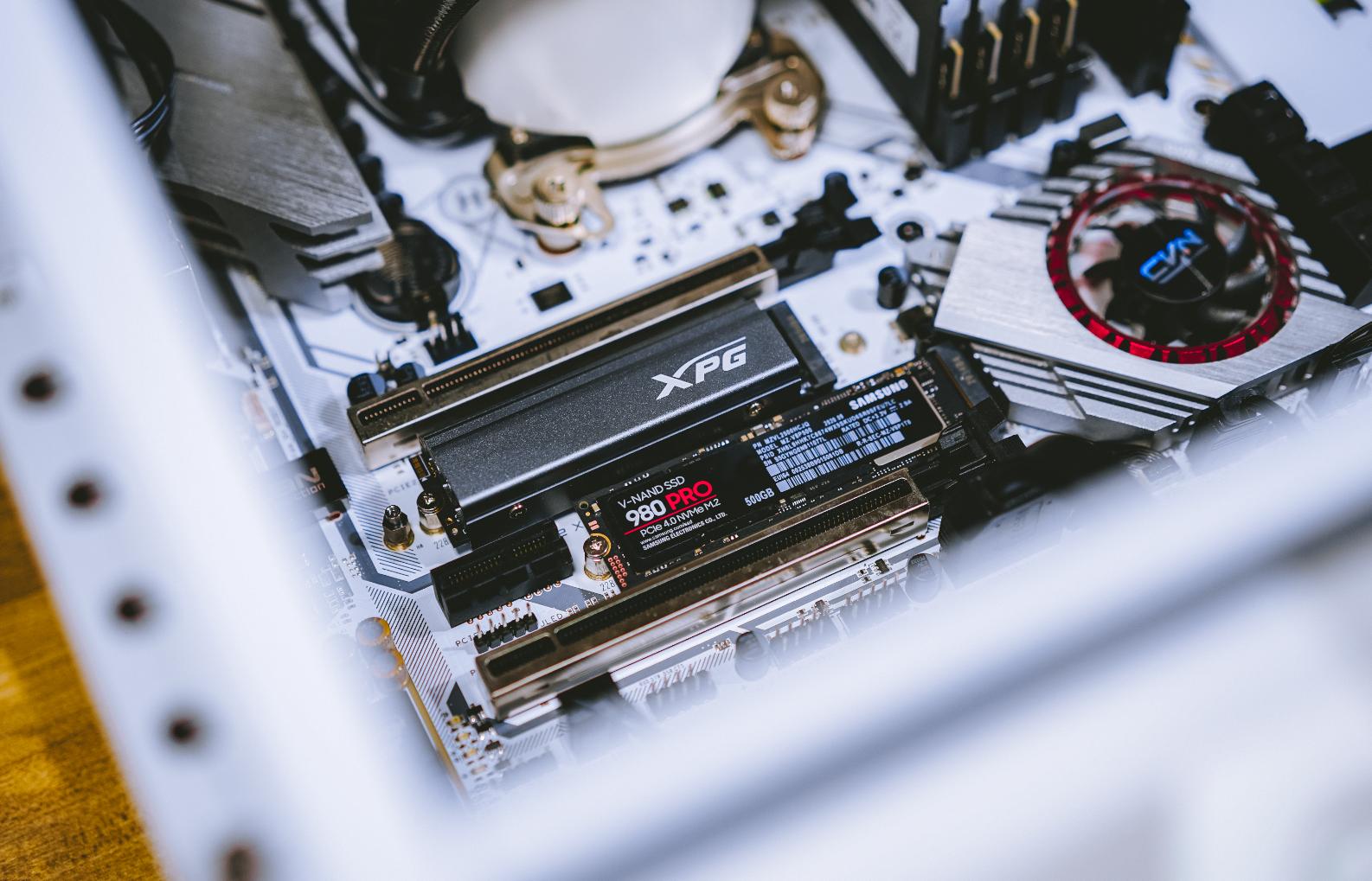 威刚羿龙s70b对比三星980pro,威刚s70b和三星980pro实测