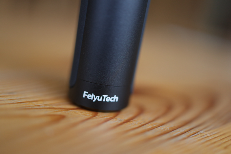 手持稳定器手机和运动相机一体,兼容手机和运动相机的稳定器