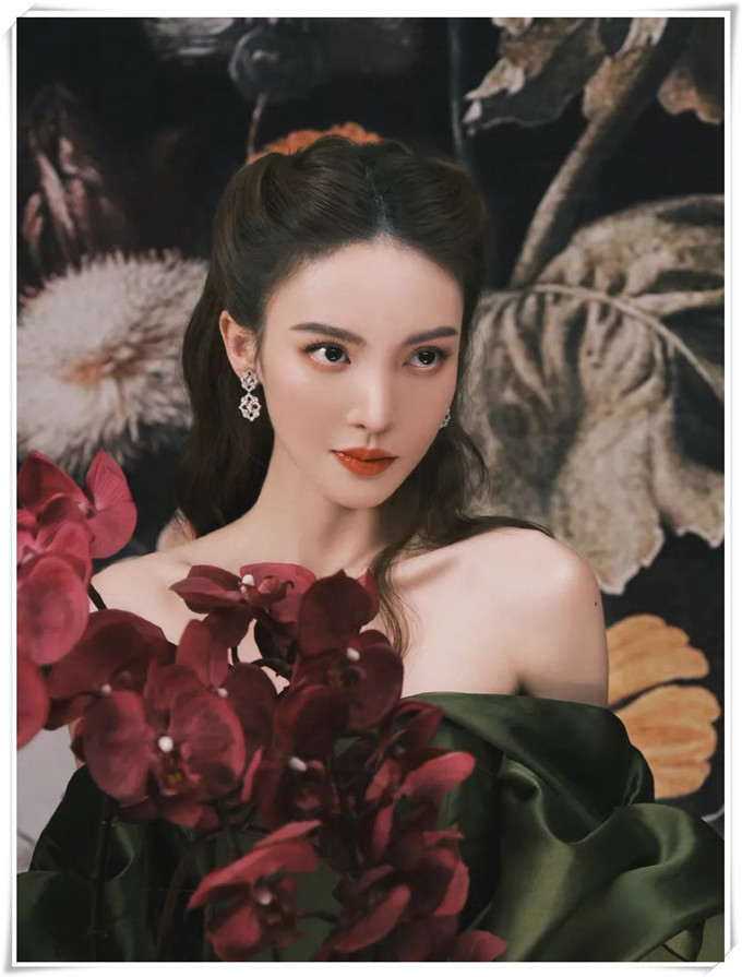 半披发编发教程减龄,可披可扎的中长编发