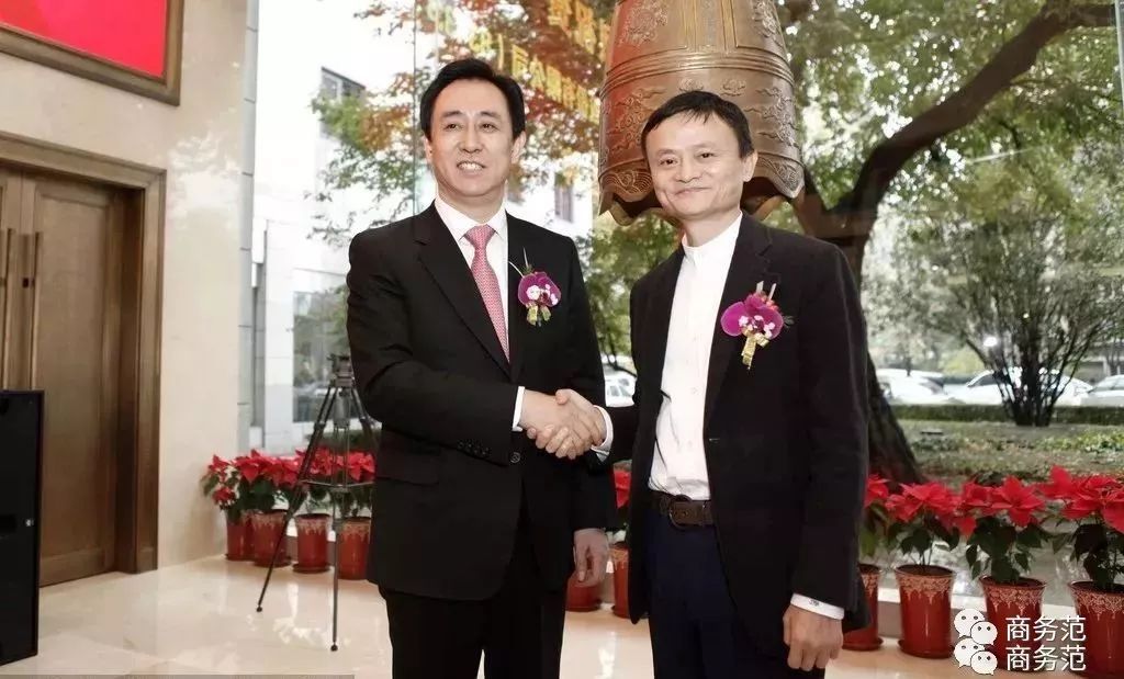 马云穿的什么牌子西装,马云穿的西装