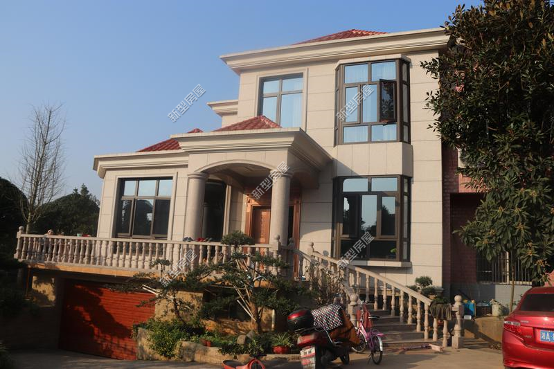 老房基础加固一层加二层,农村老房子不住怕塌怎么办