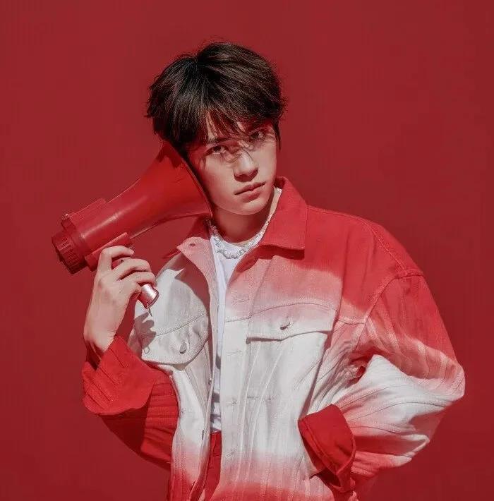 爱豆壁纸好运图片高清大图,明星爱豆头像